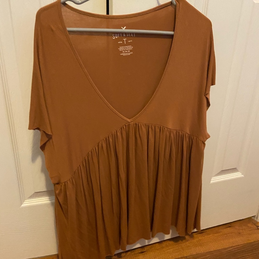 American Eagle Mustard Top